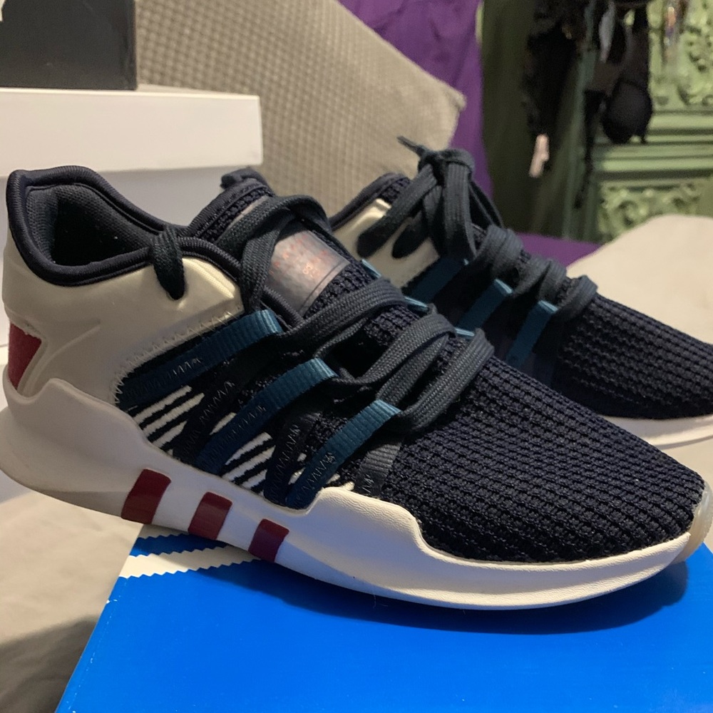 Women’s Adidas EQT Racing ADV W size 6.5